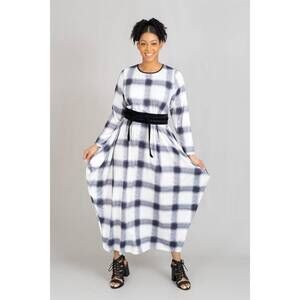 NEW KARA CHIC tie knit maxi dress in black with white